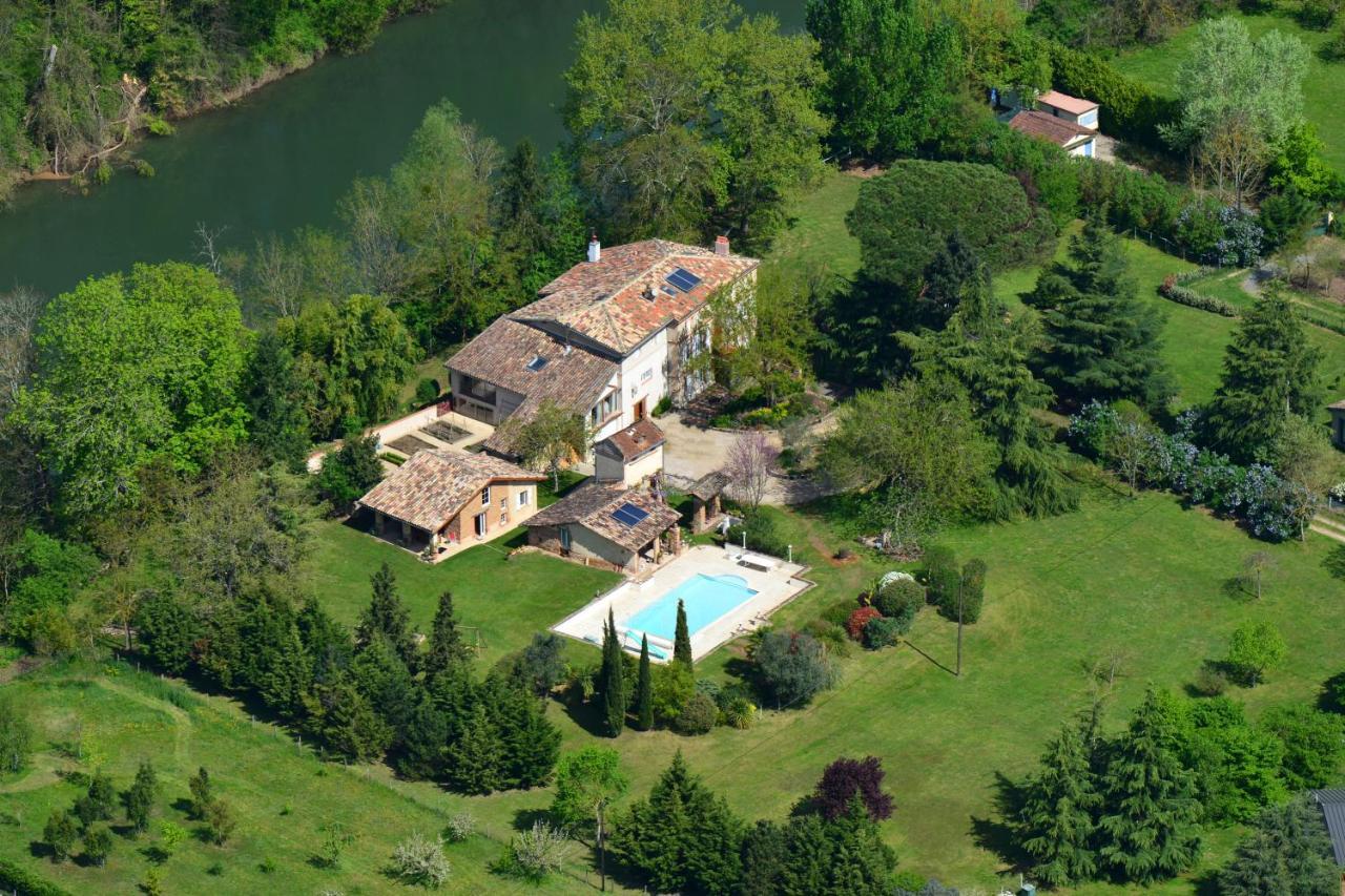 Hotel Le Logis Saint Victor à Coufouleux Extérieur photo