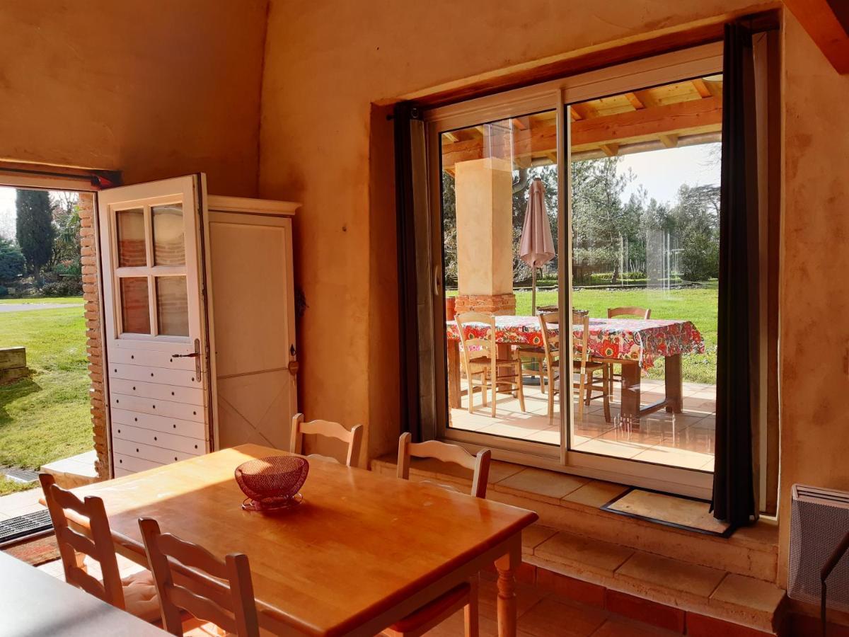Hotel Le Logis Saint Victor à Coufouleux Extérieur photo