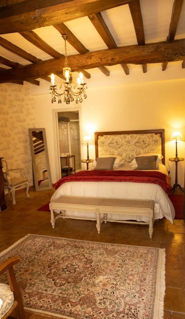 Hotel Le Logis Saint Victor à Coufouleux Extérieur photo